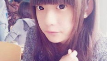 网红吃瓜女生