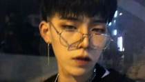 两个男网红吃瓜图片头像,揭秘两位男网红的吃瓜瞬间！”